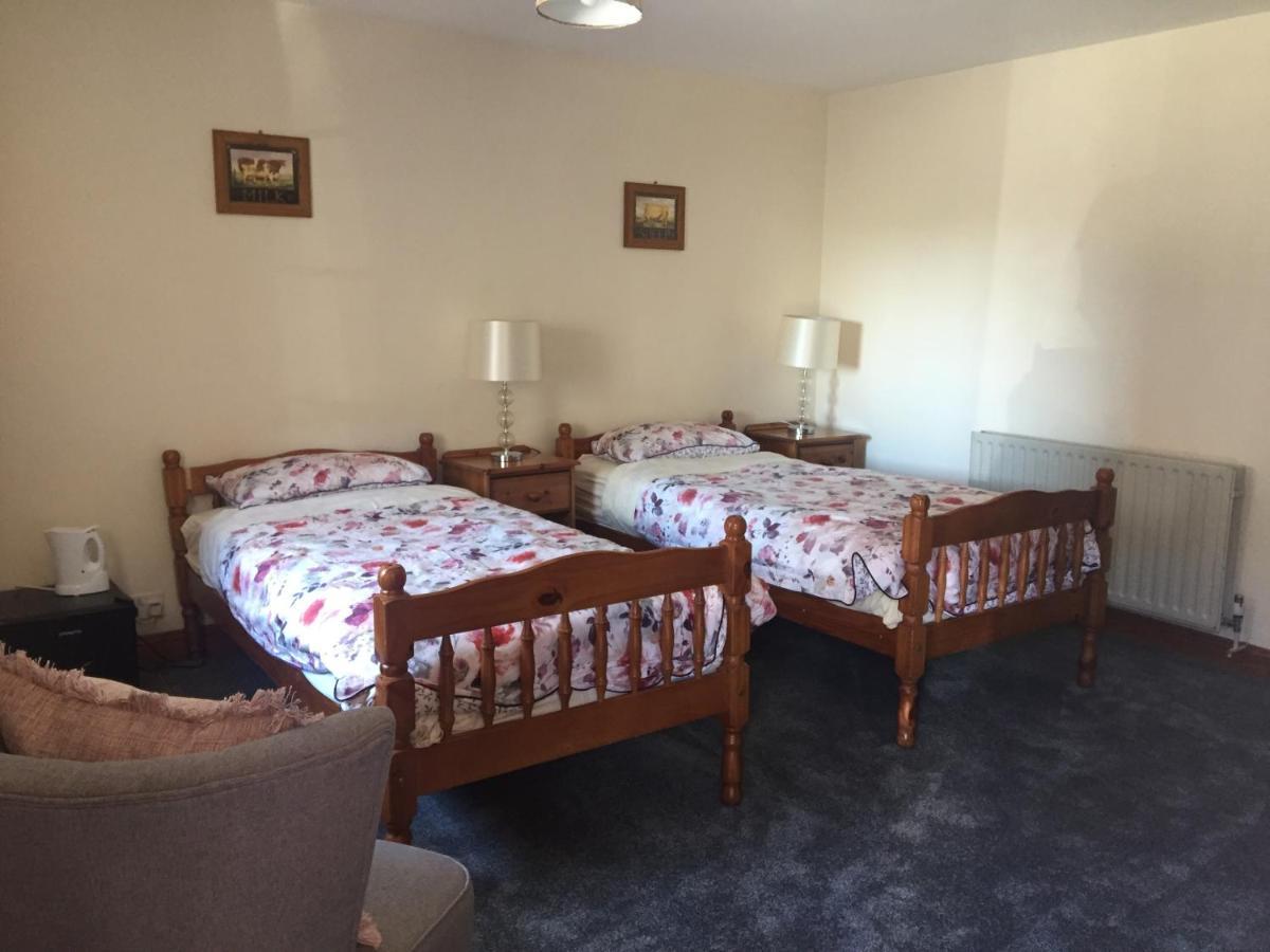 Fairladies Barn Guest House 圣比斯 外观 照片